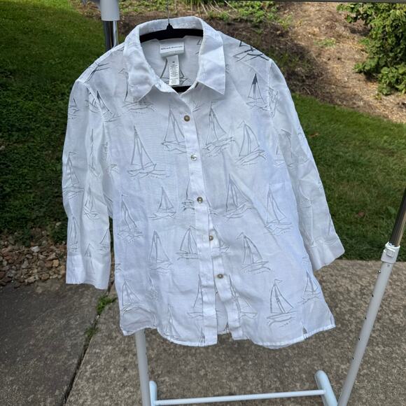 Alfred Dunner Petite White Sailboat Blouse - Size PM - Picture 1 of 5